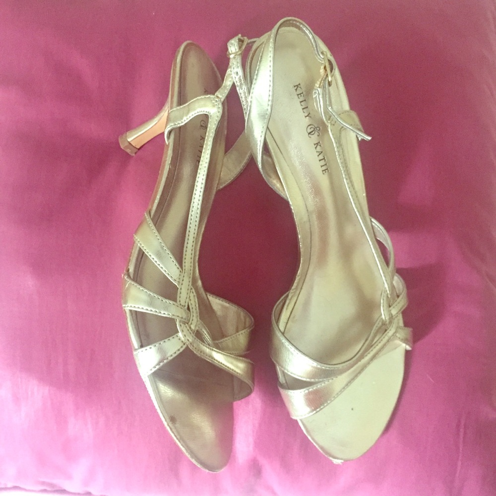 Vegas gold strappy heels sandals dress shoes sz8